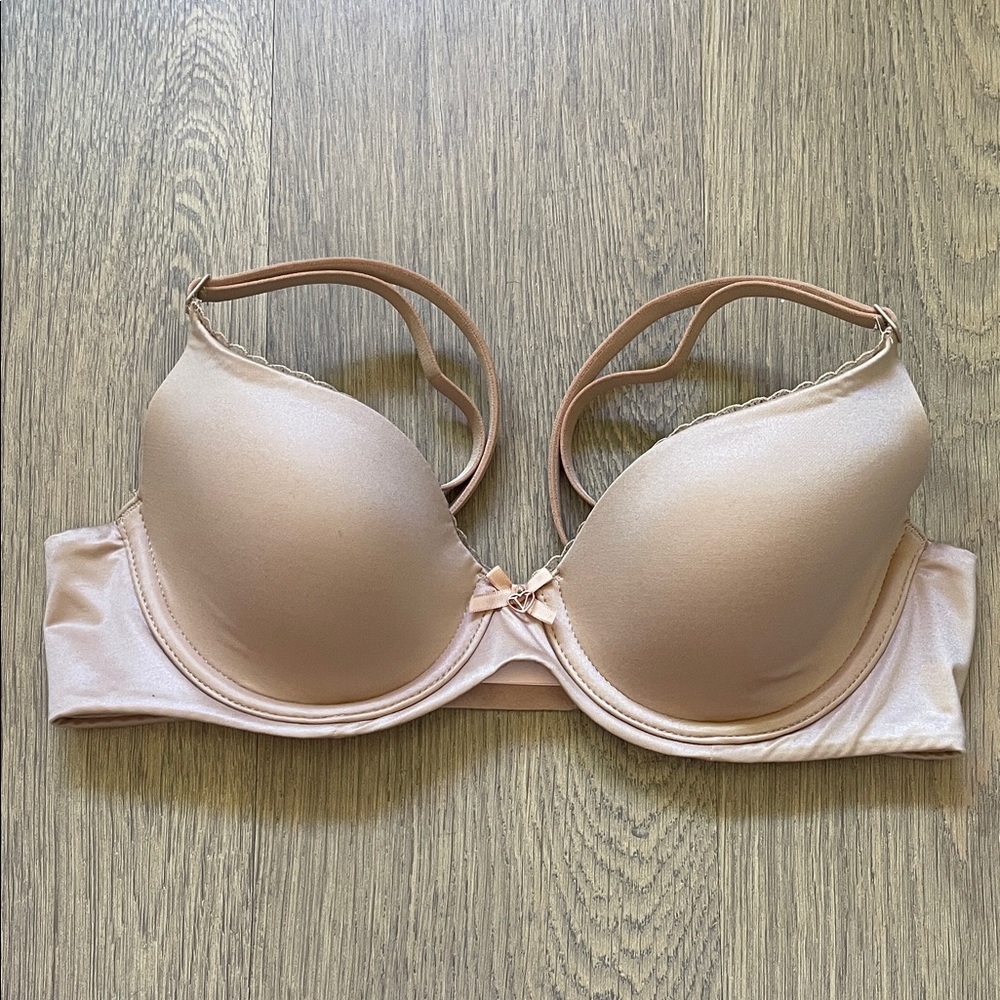 Victoria’s Secret Demi Bra